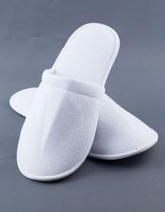 ХОТЕЛСКИ ЧЕХЛИ, ЗАТВОРЕНИ