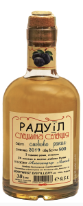 Сливова Ракия Радуил Специална Селекция 0.5 л